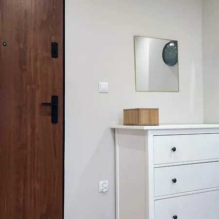 Wysoka 580 Z Prywatną łazienką Apartament *